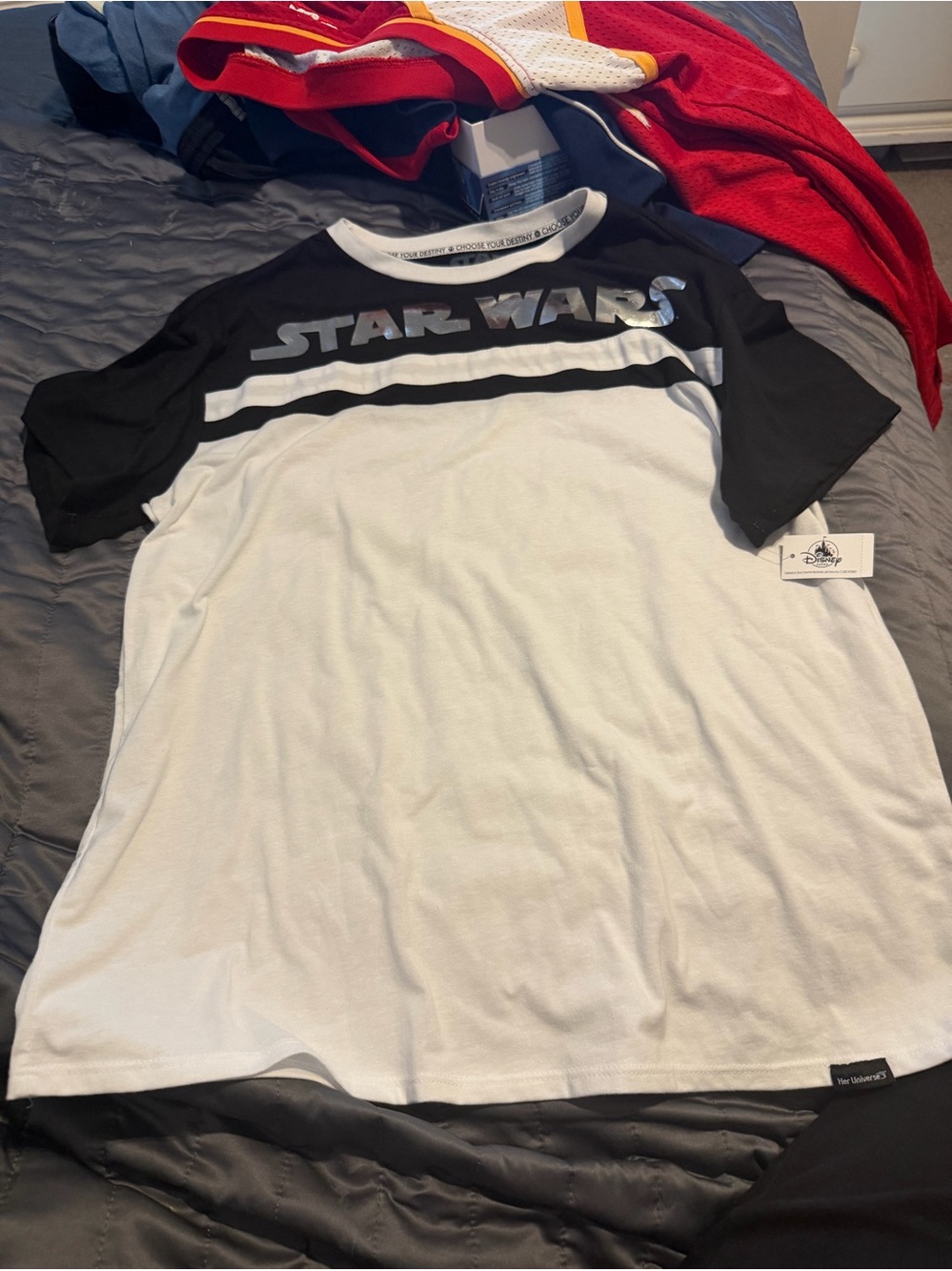 Star Wars new with tags women's Short Sleeve Colorblock Tee - Black & White